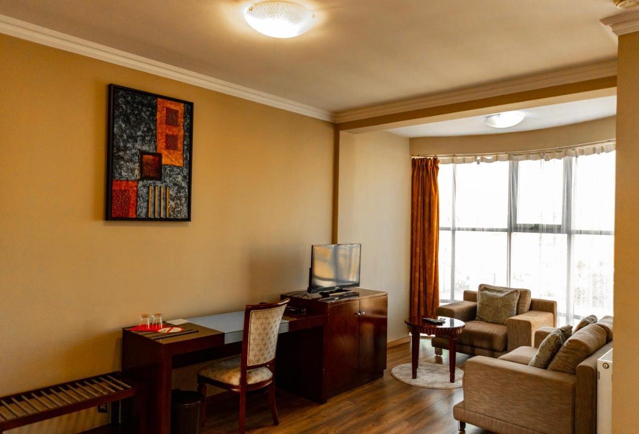 Boutique Hotel Igmas, Prishtina 普里什蒂纳 外观 照片