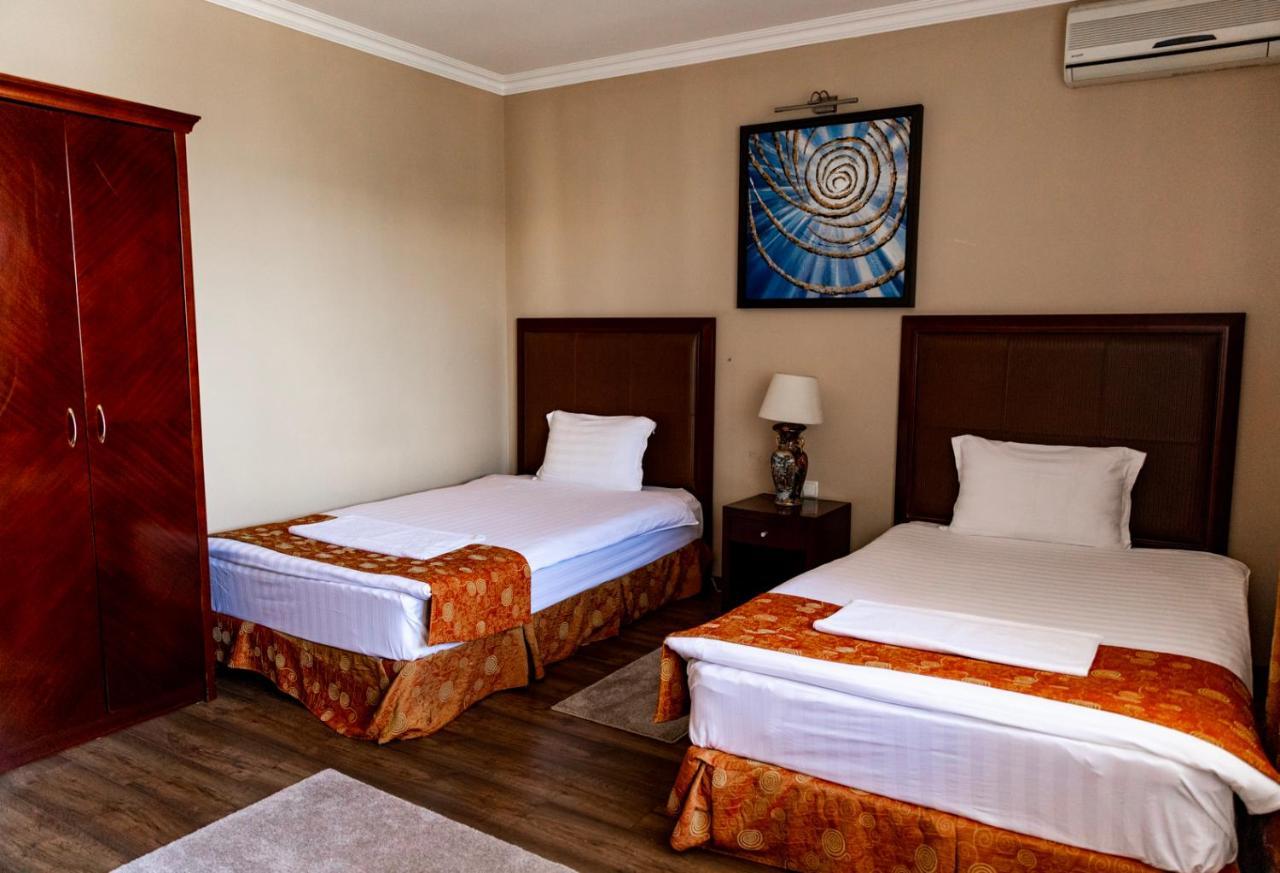 Boutique Hotel Igmas, Prishtina 普里什蒂纳 外观 照片